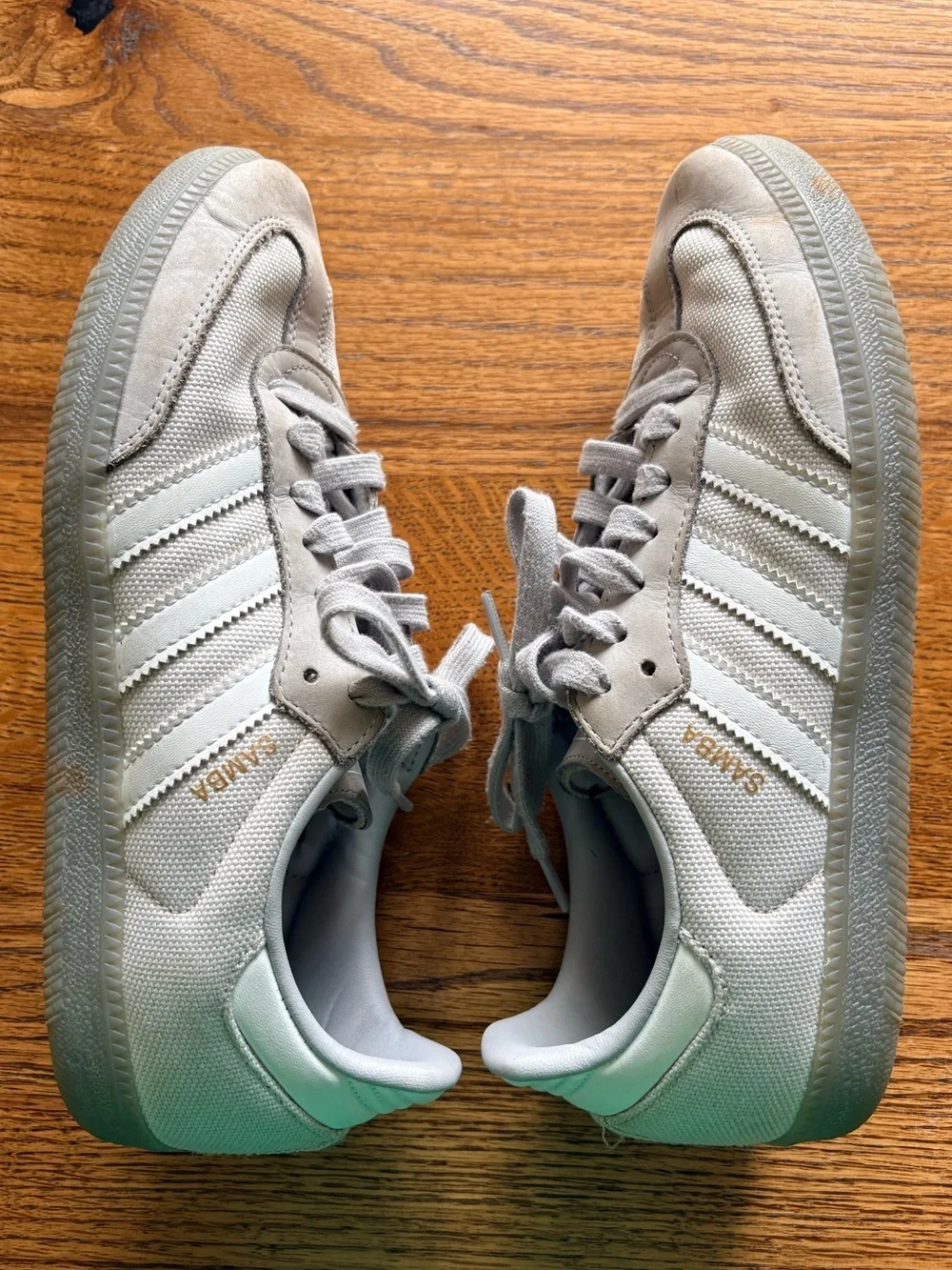 Adidas Samba Men’s 8 Suede & Mesh Sneaker Shoes in Light Gray on Gray